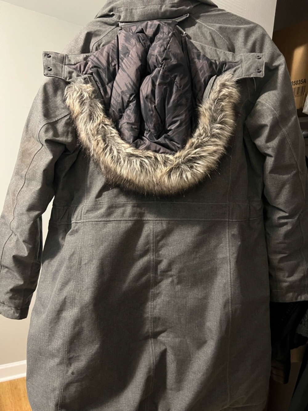 The North Face Black and Gray Women's Jacket - Picture 4 of 4